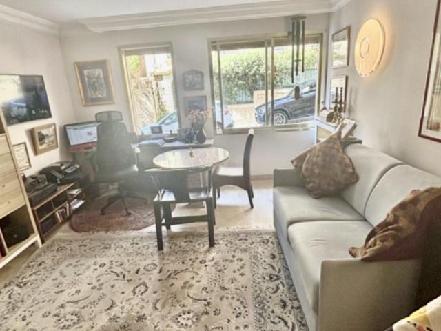 CANNES CENTRAL T2/T3 DE 53M2 BALCON PROCHE CROISETTE 4245EUR/M