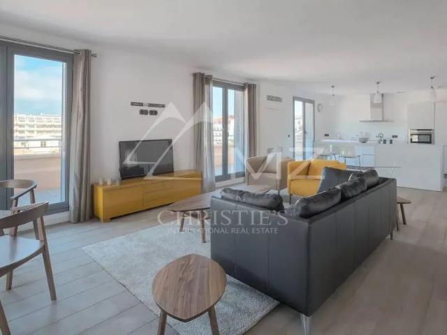 Cannes centre Magnifique penthouse