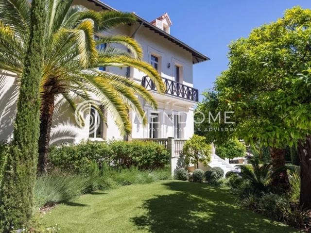 CANNES CENTRE MAISON DE MAITRE A VENDRE