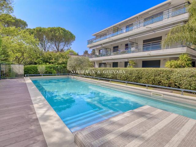 Cannes Centre Dernier Étage Piscine 3 Pièces 85m² Cannes