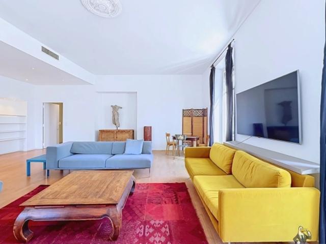 CANNES CENTRE RARE Appartement de caractère 220m2 au sol à 5 minutes de la Croisette