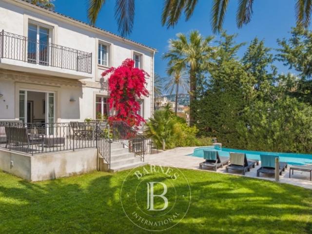 CANNES CENTRE – VILLA AU CALME – PROCHE CROISETTE