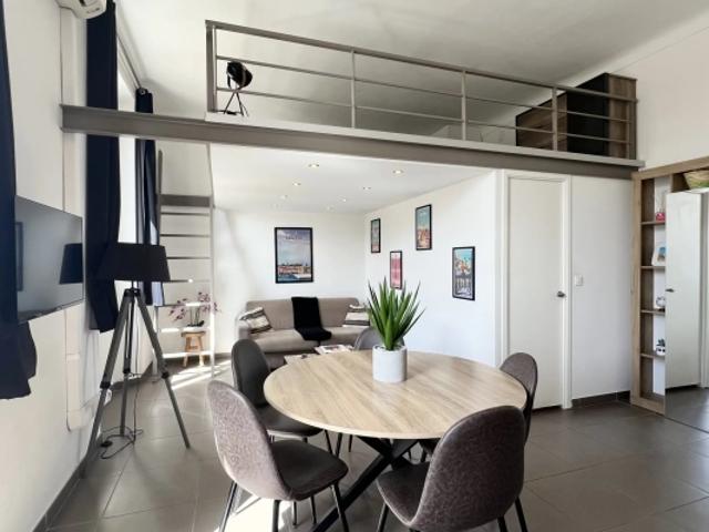 Cannes Centre ville Studio avec mezzanine – 500 m Palais des Festivals