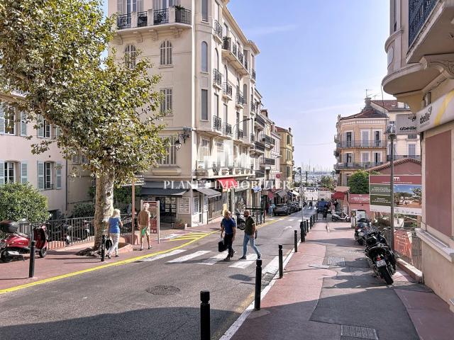 CANNES CESSION DE DROIT AU BAIL A DEUX PAS DU MARCHE FORVILLE