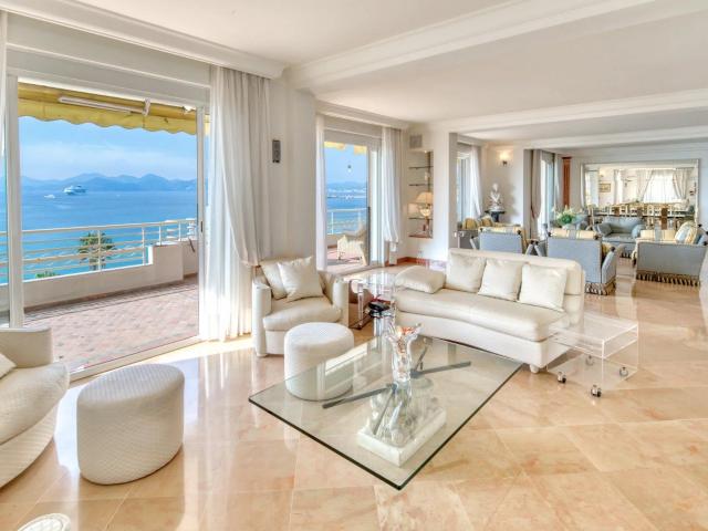 Cannes Croisette – Appartement De Prestige 270 M² Avec Terra. 270m² Cannes