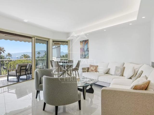 Cannes – Croisette – Élégant 3 pièces face à la mer 92m² Cannes