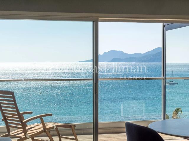 Cannes Croisette Superbe 2 pièces avec vue mer panoramique 65m² Cannes