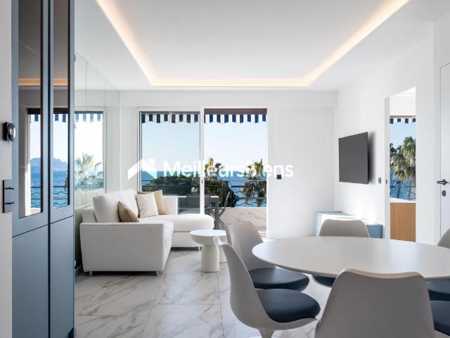 Cannes Croisette, superbe appartement 4ème étage: 2 chambres, terrasse, vue mer