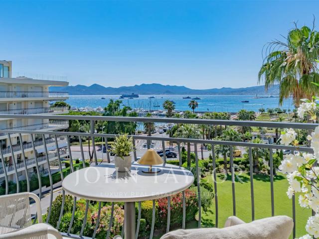 Cannes Croisette 3 pièces rénové haut de gamme 82m² Cannes