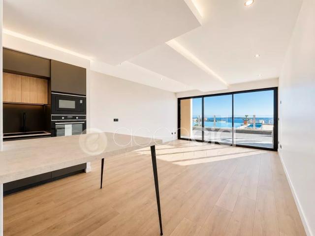 Cannes Croix des Gardes 4 pièces vue mer avec terrasse 91m² Cannes