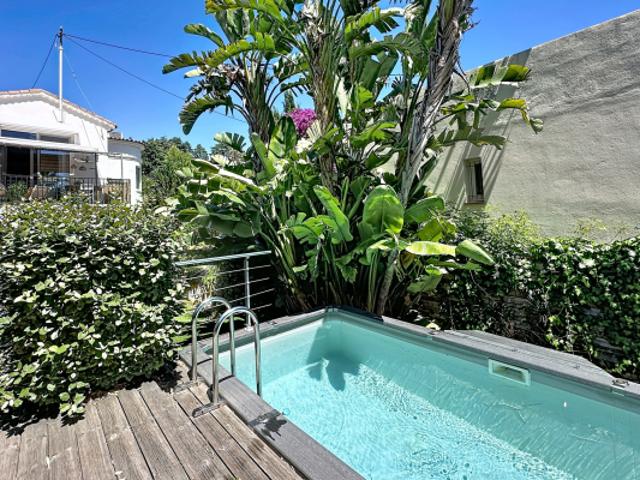 CANNES CROIX DES GARDES VILLA DE VILLE 5 PCES PROCHE MER