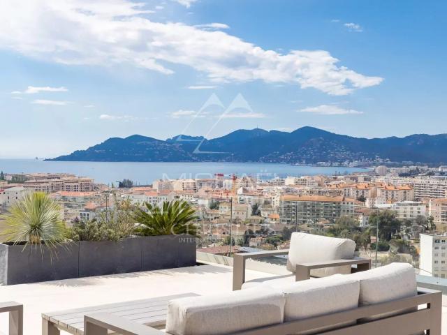 Cannes Croix des Gardes Vue mer panoramique