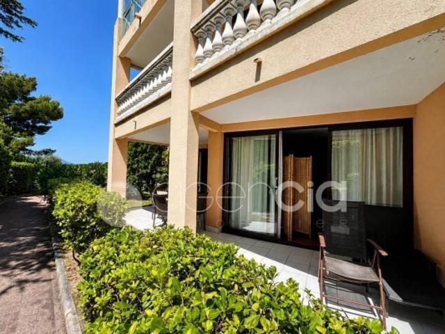 Cannes Croix des Gardes Appartement 3 pièces avec terrasse