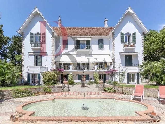 Cannes âeuros? Montfleury Dans une résidence de charme, ferm. 48m² Cannes