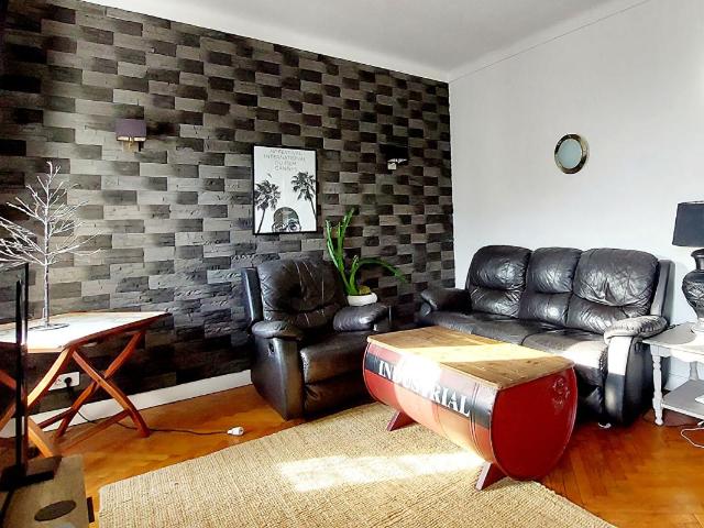 CANNES Alexandre III, appartement 3 P meublé à l'année