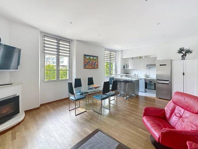 CANNES APPARTEMENT 3 PIECES DERNIER ETAGE PROCHE CENTRE