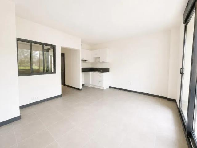 Cannes Appartement 1 pièce 31.88 m²