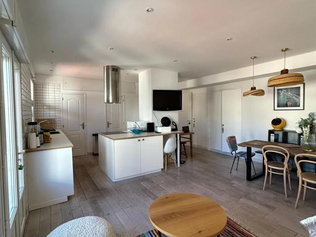 Cannes Banane Angle Rue D'antibes Beau 3 Pieces 65m² Cannes