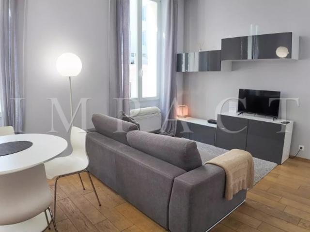 Cannes Banane Appartement 2P à pied du Palais à vendre