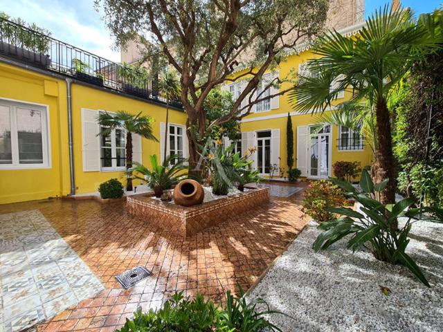 Cannes Banane Appartement 4 pièces 131.23 m² Terrasse 110m² Garage