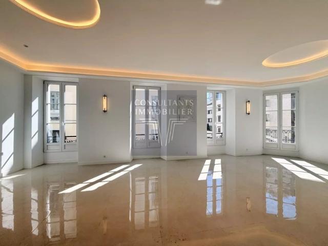 CANNES BANANE. VENTE APPARTEMENT DE PRESTIGE