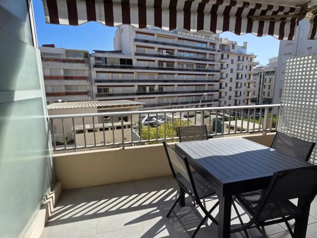 Cannes Banane 3 P 50m² Terrasses 50m² Cannes