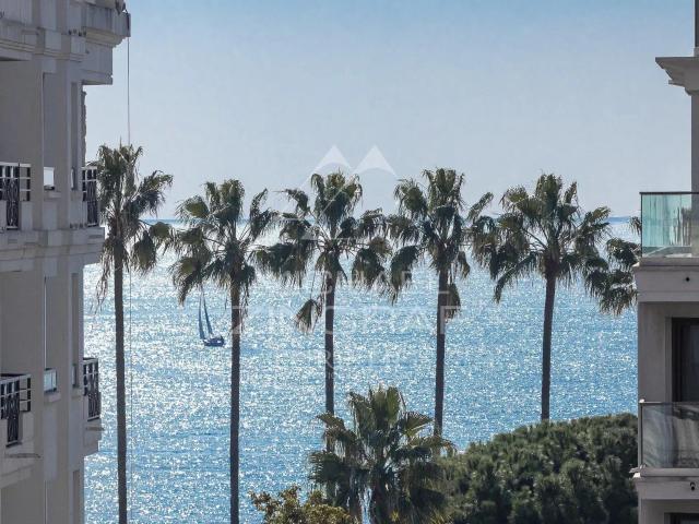 Cannes Banane 4 pièces en dernier étage 127m² Cannes
