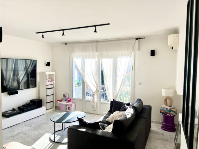 CANNES BAS OXFORD AU CALME T3 REFAIT A NEUF LUMINEUX DE 70m