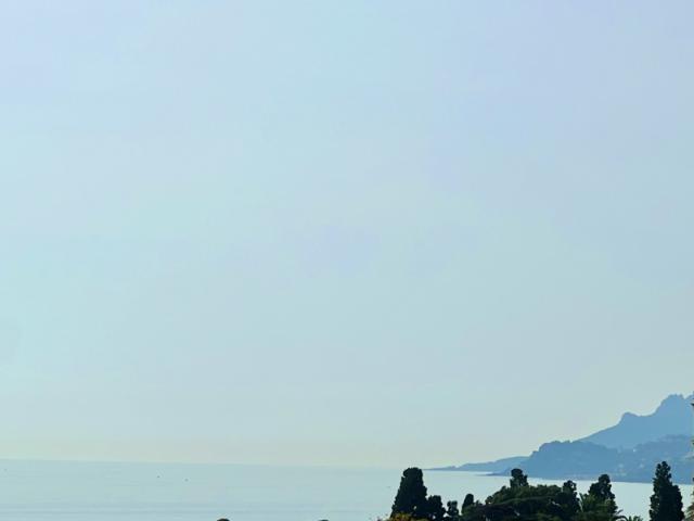 CANNES BAS PETIT JUAS STANISLAS PROCHE PLAGE DUPLEX T5 DE 12