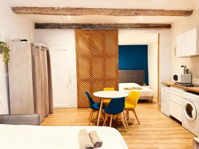 ✨ Cannes Bas Suquet / Banane – 2P atypique 31 m², immeuble 1. 31m² Cannes