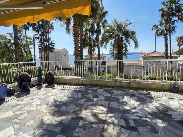 Cannes, Basse Californie, 4P avec vue mer. 143m² Cannes