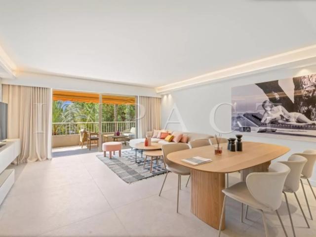 Cannes Basse Californie Appartement 3 pièces rénové à vendre