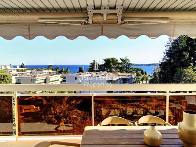 Cannes Basse Californie Luxueux appartement rénové avec vu. 135m² Cannes