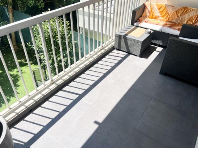 CANNES BASSE CALIFORNIE PROCHE MER COMMERCES T3/T4 DE 90M2 T