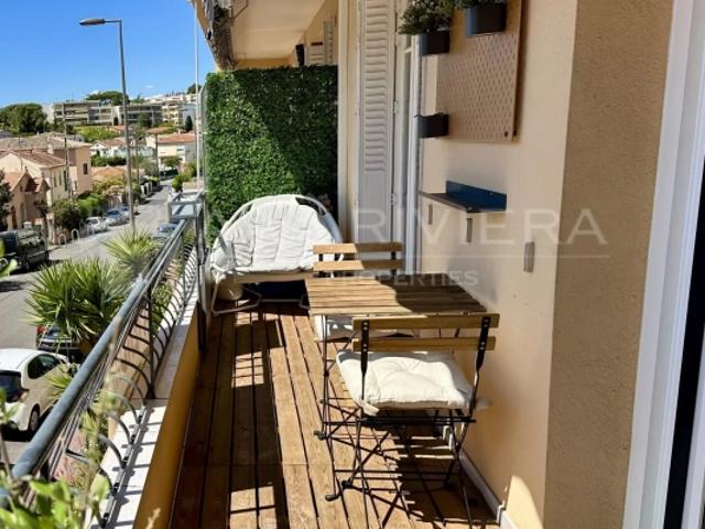 OFFRE ACCEPTÉE Cannes, Broussailles – Appartement 3 pièces lumineux et moderne avec balcon