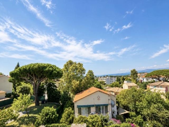 CANNES BROUSSAILLES / 2 PIECES / PARKING