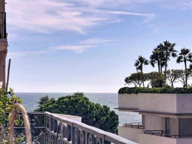 Cannes – Entre la Croisette et la rue d’Antibes