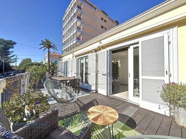 CANNES FORVILLE 3 P GRANDE TERRASSE