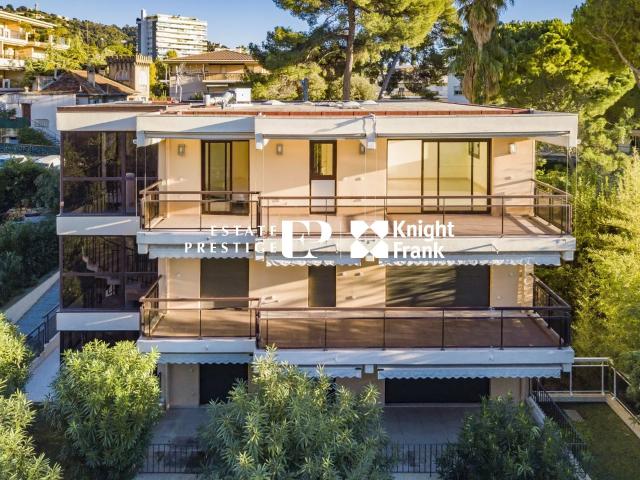 CANNES: Immeuble résidentiel avec 10 appartements