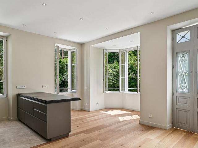 Cannes Oxford Appartement 3 pièces avec jardin privatif de 6. 73m² Cannes