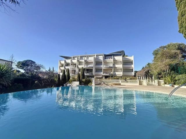 CANNES OXFORD APPARTEMENT 5 PIECES PISCINE