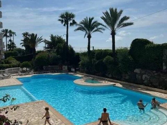 CANNES LA BOCCA