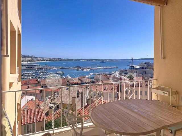 Cannes – Le Suquet | Superbe 3 Pièces de 88 m² avec Vue Mer 88m² Cannes