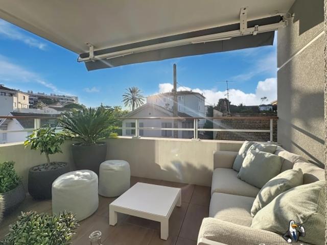 CANNES LIMITE BANANE 2 PIÈCES TERRASSE