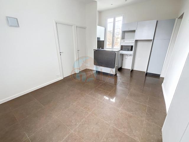 CANNES MONTFLEURY 2/3P DNS RESIDENCE DE CHARME TBE PARKING S