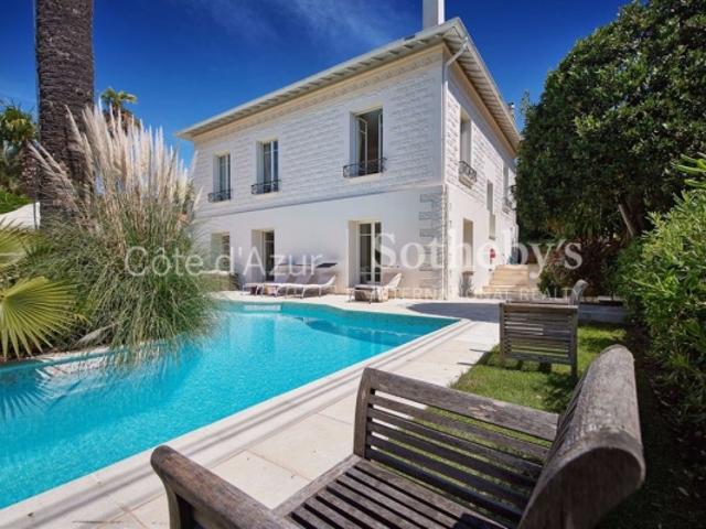 Cannes Montfleury: Villa bourgeoise et maison d'invités avec jardin et piscine