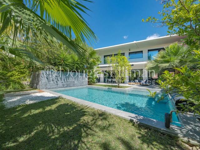CANNES Maison de ville contemporaine d’exception