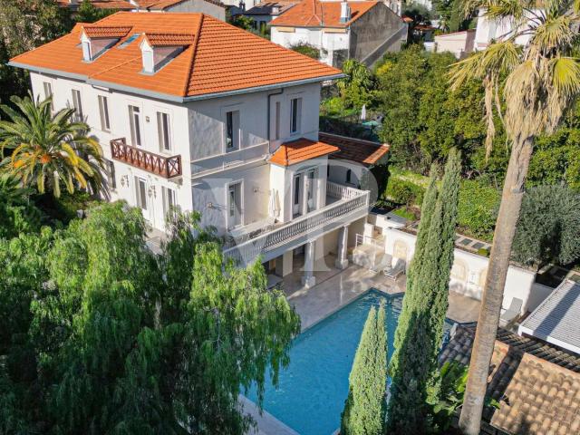 Cannes – Somptueuse Demeure de Prestige à 10 Minutes à pied du Palais des Festivals