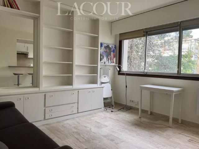 CANNES STUDIO 27.95M2 meublé + cave