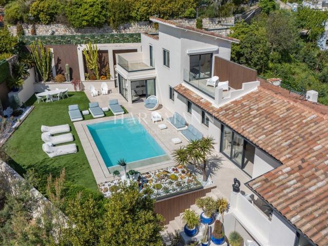 Cannes Stanislas – Tout à pied, Piscine Miroir & Vue Mer 204m² Cannes